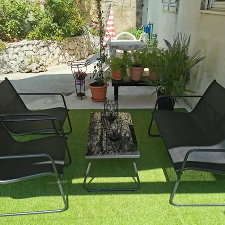 Renko Apartman Omiš